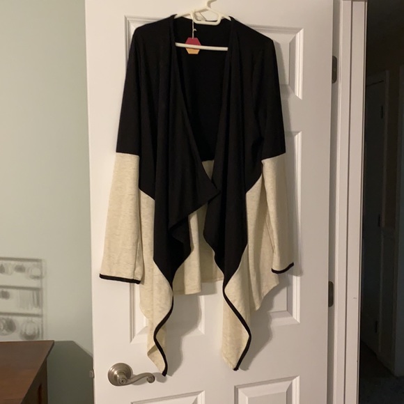 Pink Blush NWT maternity cardigan, size 2XL. - Picture 2 of 2